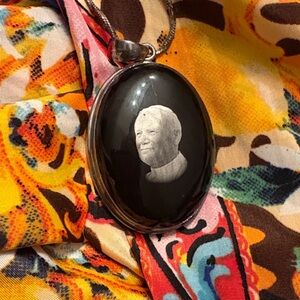 Pope Black Onyx 925 silver Oval Pendant with Silver  rope chain